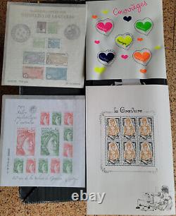 Bloc de 4 blocs timbres spéciaux français, épuisés à la vente. Neuf